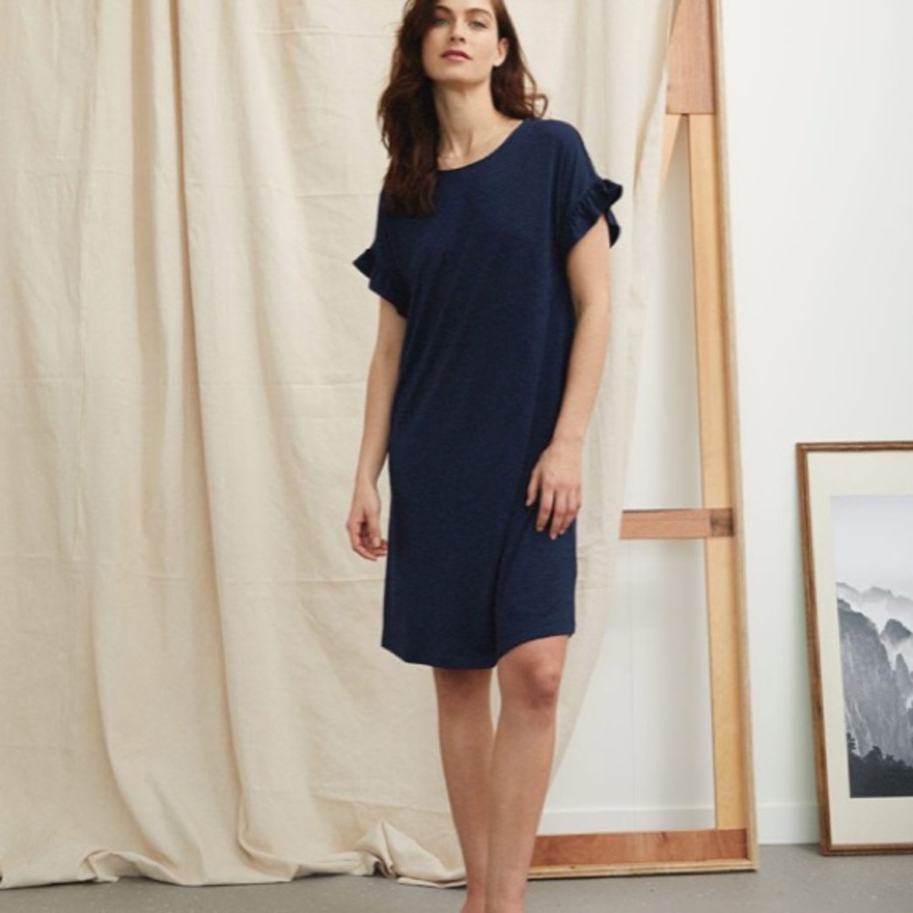 RW&CO.| Navy Blue Knit Ruffled Short-Sleeve Dress | Size Small